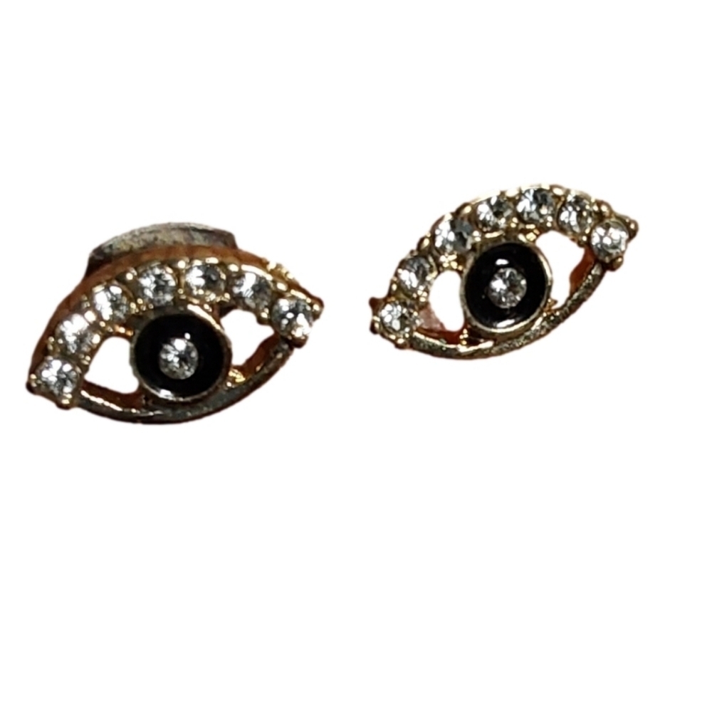 WATCH‎ EYESDIAMOND PAVER STUDS EARRINGS